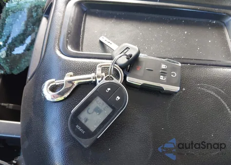 2015 GMC Sierra 1500 Denali из США, поврежденный, VIN 3GTP1WEJ1FG348040